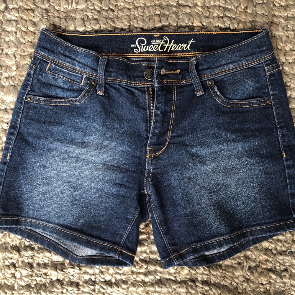 Old Navy stretch Sweatheart jean shorts